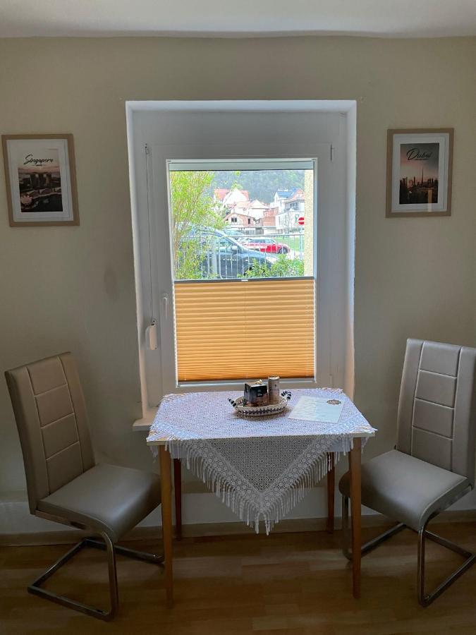 Quartier Fuer Zwei Apartment Thale Bagian luar foto